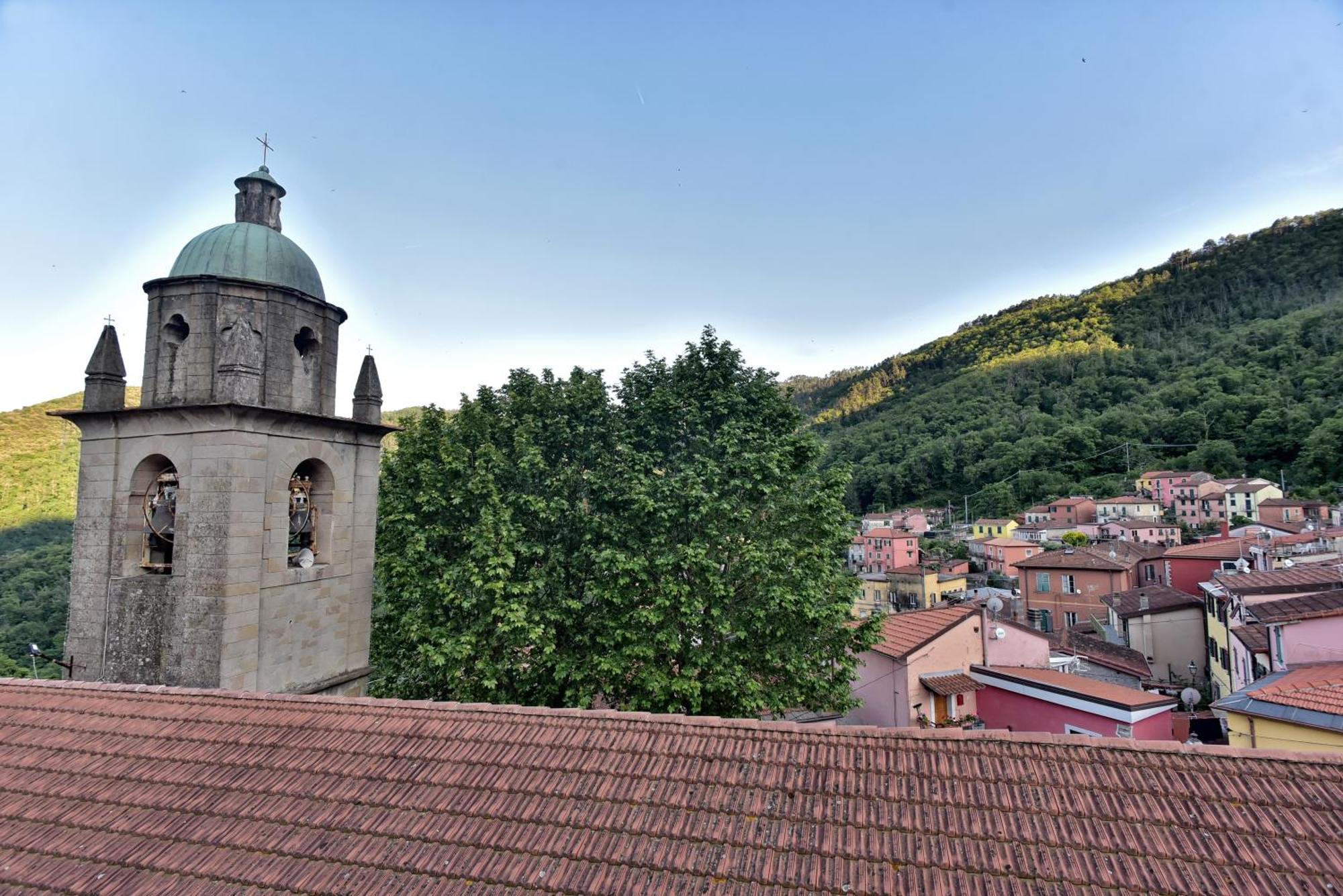 Tra I Monti E San Martino